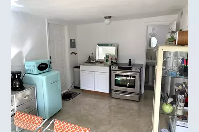 61 NW 53rd St, Miami, FL 33127 - Photo 19