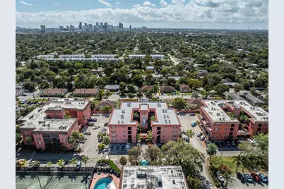 670 Tennis Club Dr #307, Fort Lauderdale, FL 33311 - Photo 25