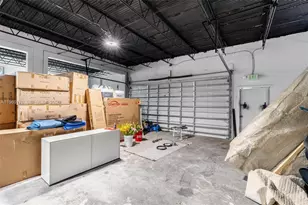 1500 E Commercial Blvd, Oakland Park, FL 33334 - Photo 17