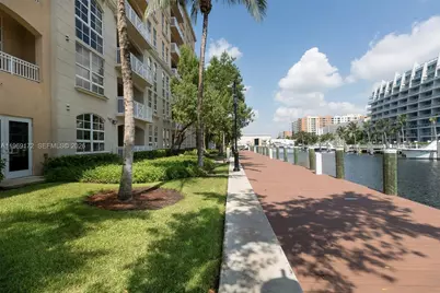 3001 NE 185th St #113, Aventura, FL 33180 - Photo 3