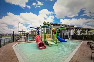 9117 NW 159th St, Miami Lakes, FL 33018 - Photo 49