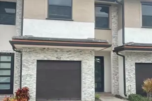 9117 NW 159th St, Miami Lakes, FL 33018 - Photo 5