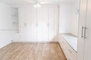 5464 NE 3rd Ave, Oakland Park, FL 33334 - Photo 23