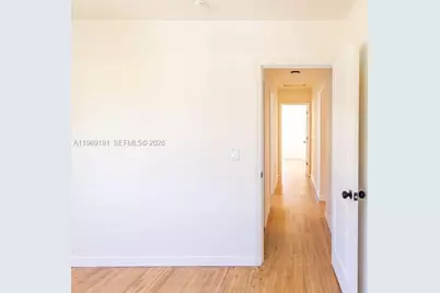 415 E 52nd St, Hialeah, FL 33013 - Photo 25