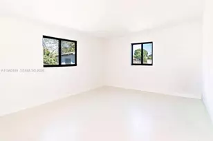 415 E 52nd St, Hialeah, FL 33013 - Photo 13