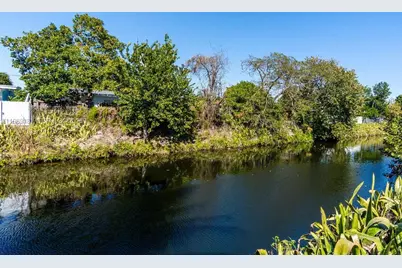 415 E 52nd St, Hialeah, FL 33013 - Photo 31