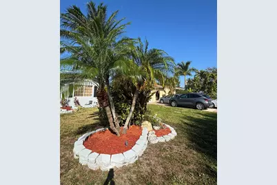 8201 NW 105th Ave, Tamarac, FL 33321 - Photo 5