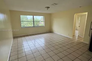 927 S Pine St, Lake Worth, FL 33460 - Photo 13