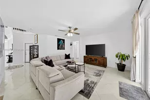 20671 SW 87th Ct, Cutler Bay, FL 33189 - Photo 17