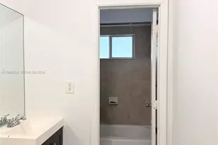 4271 NW 5th St, Plantation, FL 33317 - Photo 7