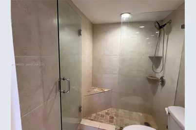 100 Bayview Dr #310, Sunny Isles Beach, FL 33160 - Photo 3
