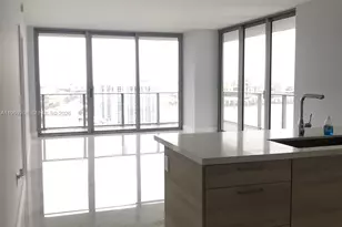 16385 Biscayne Blvd, North Miami Beach, FL 33160 - Photo 3