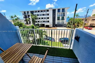 1801 S Treasure Dr, North Bay Village, FL 33141 - Photo 13