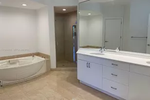 749 Crandon Bl, Key Biscayne, FL 33149 - Photo 13