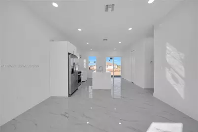 2910 67 St, Lehigh Acres, FL 33971 - Photo 5