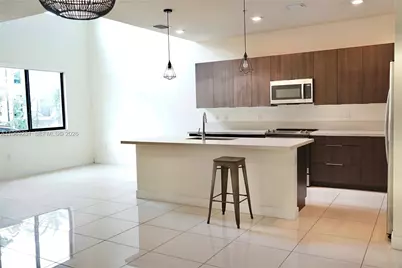 4745 NW 84th Ct #14, Doral, FL 33166 - Photo 7