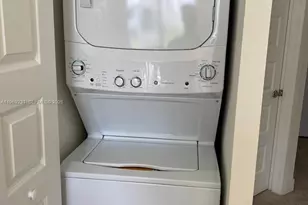 4745 NW 84th Ct, Doral, FL 33166 - Photo 17