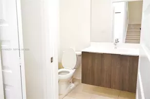 4745 NW 84th Ct, Doral, FL 33166 - Photo 21