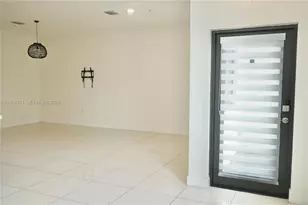 4745 NW 84th Ct, Doral, FL 33166 - Photo 3