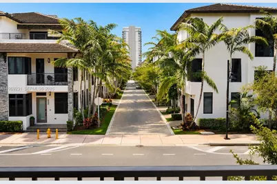 4745 NW 84th Ct #14, Doral, FL 33166 - Photo 1