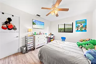 7835 W 16th Ct, Hialeah, FL 33014 - Photo 17