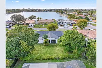 7835 W 16th Ct, Hialeah, FL 33014 - Photo 31