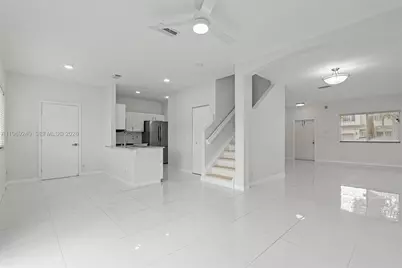 4722 Lago Vista Dr, Coconut Creek, FL 33073 - Photo 11