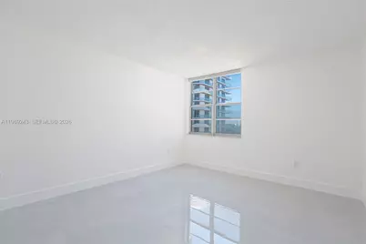 6801 Indian Creek Dr #608, Miami Beach, FL 33141 - Photo 15