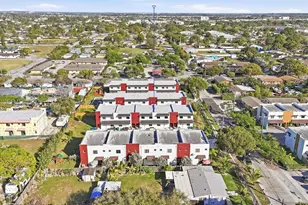 936 NW 10th St, Florida City, FL 33034 - Photo 37