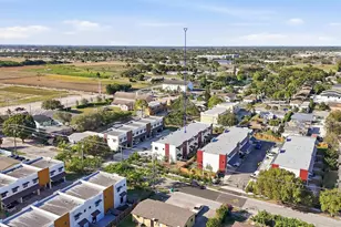 936 NW 10th St, Florida City, FL 33034 - Photo 35