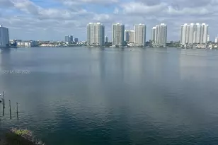 17878 N Bay Rd, Sunny Isles Beach, FL 33160 - Photo 7