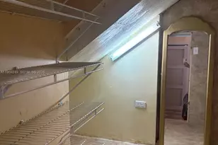 15470 SW 47th St, Miami, FL 33185 - Photo 9