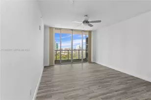 79 SW 12th St, Miami, FL 33130 - Photo 9