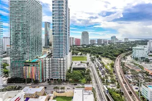 79 SW 12th St, Miami, FL 33130 - Photo 3
