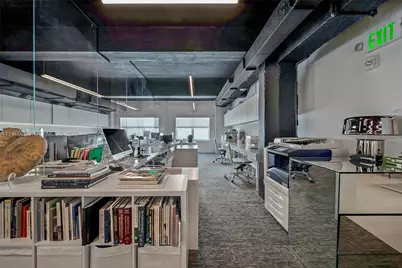 605 Lincoln Rd #303, Miami Beach, FL 33139 - Photo 3