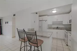 9150 Fontainebleau Blvd, Miami, FL 33172 - Photo 9