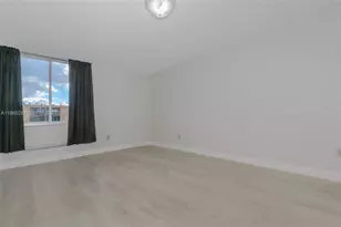 9150 Fontainebleau Blvd, Miami, FL 33172 - Photo 19