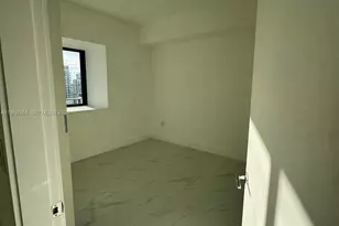 700 NE 24th St, Miami, FL 33137 - Photo 5