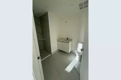 700 NE 24th St #1103, Miami, FL 33137 - Photo 3