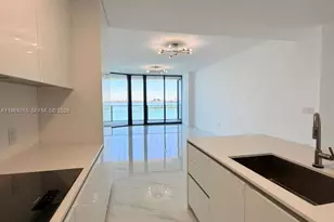 700 NE 24th St, Miami, FL 33137 - Photo 7