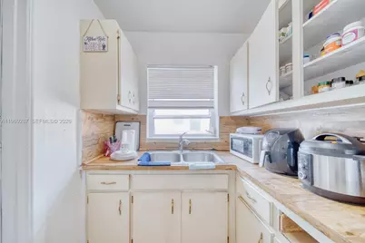 2171 SW 21st St, Miami, FL 33145 - Photo 21