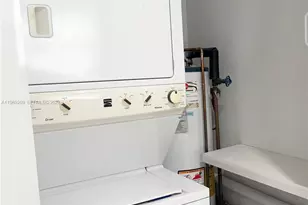 6751 Cleveland St, Hollywood, FL 33024 - Photo 21