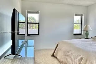 330 SE 20th Ave, Deerfield Beach, FL 33441 - Photo 19