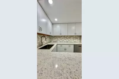 330 SE 20th Ave #303, Deerfield Beach, FL 33441 - Photo 5