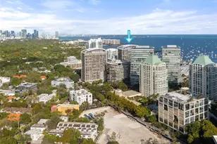 2655 S Bayshore Dr, Miami, FL 33133 - Photo 29