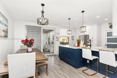 10930 Periwinkle Ln, Tamarac, FL 33321 - Photo 7