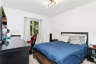 10930 Periwinkle Ln, Tamarac, FL 33321 - Photo 21