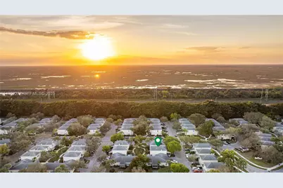 10930 Periwinkle Ln, Tamarac, FL 33321 - Photo 43