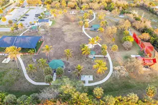 10930 Periwinkle Ln, Tamarac, FL 33321 - Photo 27