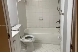 1270 SE 31st Ct, Homestead, FL 33035 - Photo 3